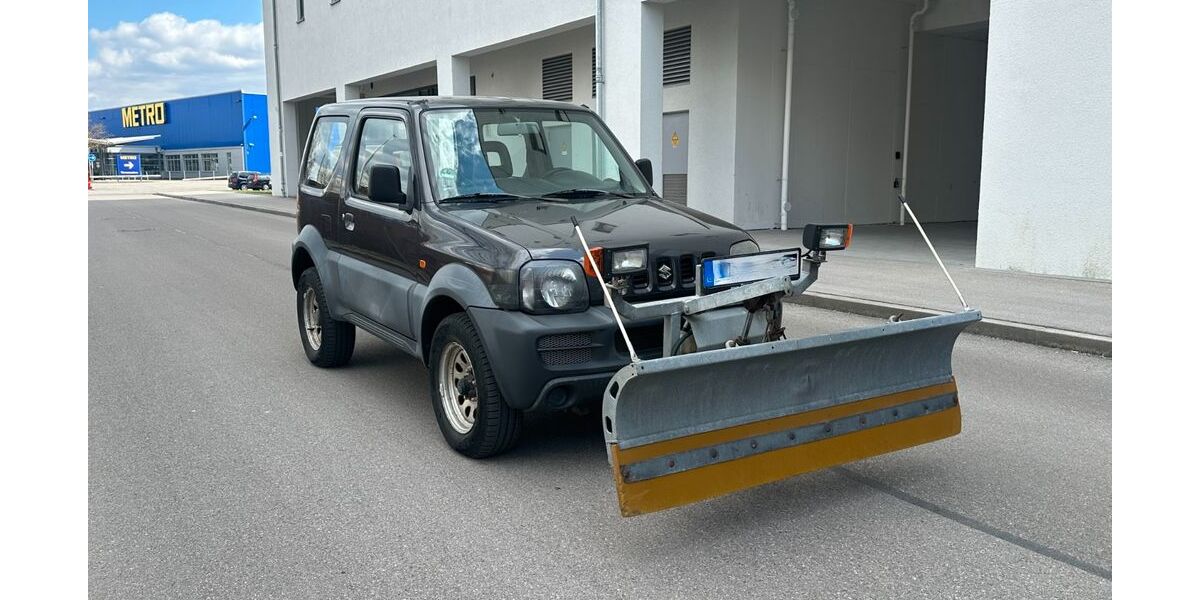 Suzuki Jimny 82.033 km 7.999 &euro; MÜNCHEN 81243