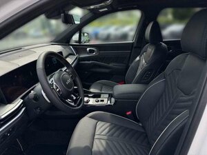 Kia SORENTO PE 1.6T PHEV AWD PLAT 7S NAP PR 2.000 km 58.990 € Höhenkirchen-Siegertsbrun 85635