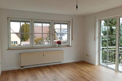 Sehr helle 2-Zi.-Whg. mit Balkon und EKB 2 zimmer
