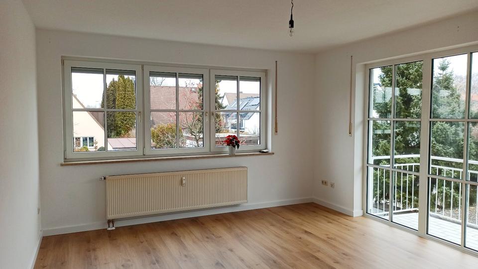 Sehr helle 2-Zi.-Whg. mit Balkon und EKB 2 zimmer
