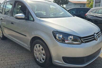 VW Touran 270.000 km 4.600 &euro; Garching 85748