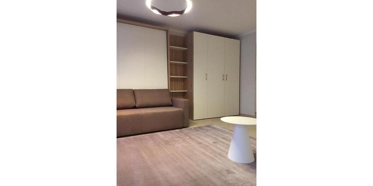 Etagenwohnung München Bogenhausen - 3 Zimmer, 101 m&sup2;, 2.450&euro; | Angebot:26556288