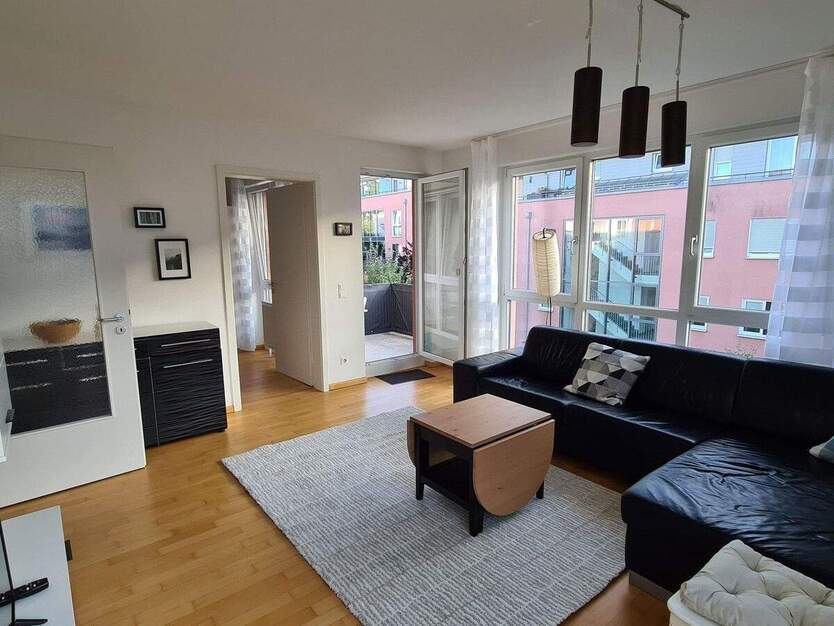 Sonnige 2-Z.-Whg mit Balkon, Aufzug und moderner Ausstattung in Toplage von Haar - provisionsfrei 2 zimmer