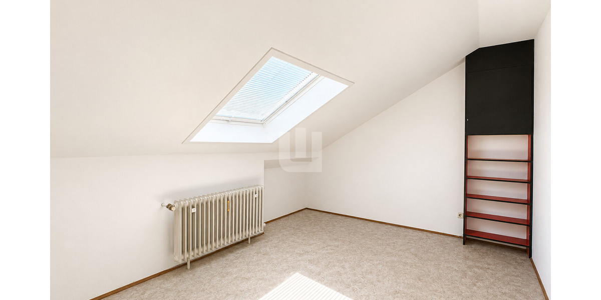 WINDISCH – Ideal für die große Familie – Großes Reihenhaus mit zwei separaten Wohnbereichen - frei! - Reihenmittelhaus Eichenau | Angebot:27329637