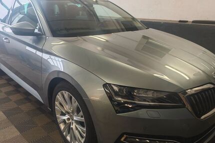 Skoda Superb 107.000 km 21.990 € Fürstenfeldbruck 82256