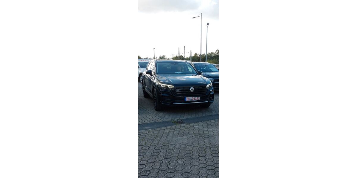 VW Touareg 98.000 km 49.500 &euro; Grasbrunn 85630