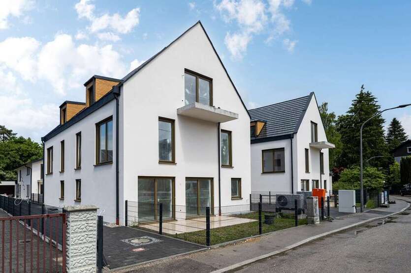 Haus zum Kaufen in München 1.399.000 € 166 m²