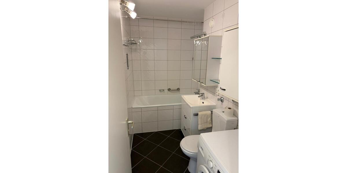 Etagenwohnung Ottobrunn - 2 Zimmer, 56 m&sup2;, 1.100&euro; | Angebot:25613992