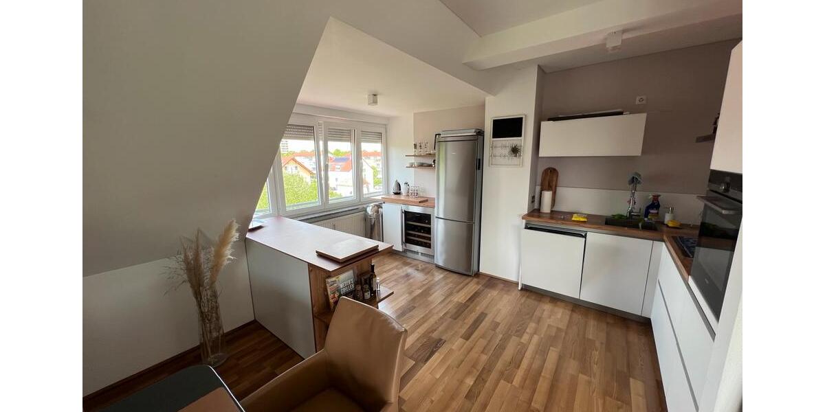 Dachgeschoßwohnung Neufahrn bei Freising Mintraching-Grüneck - 3.5 Zimmer, 94 m&sup2;, 2.350&euro; | Angebot:25841392