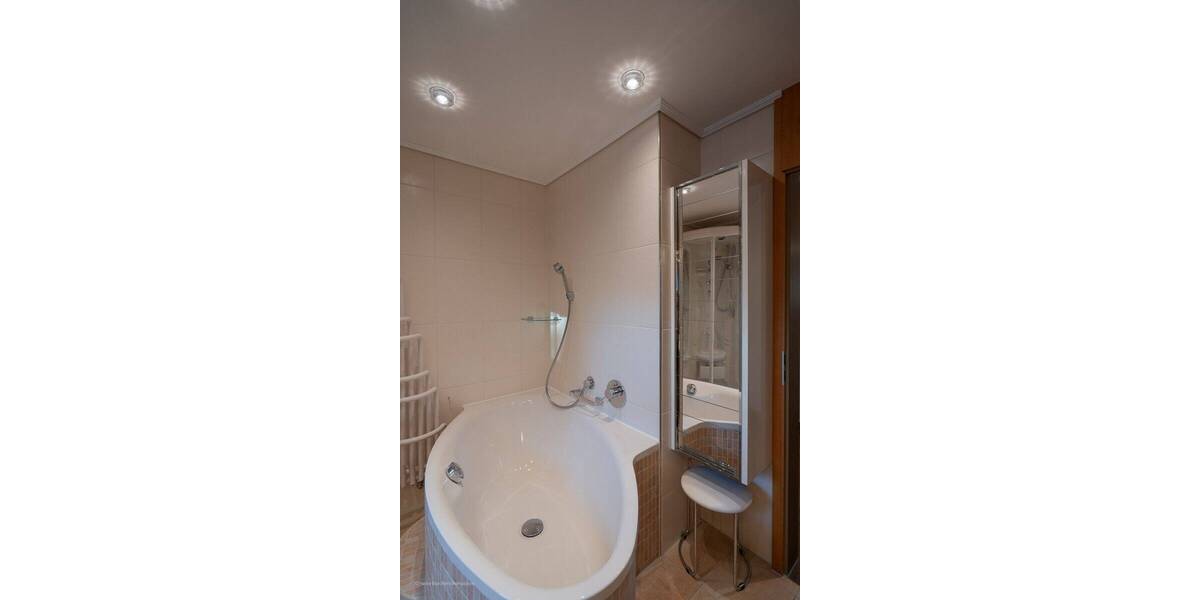 Etagenwohnung Unterhaching - 2 Zimmer, 85 m&sup2;, 669.900&euro; | Angebot:25779887