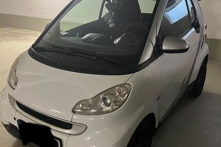 Smart ForTwo 122.000 km 2.900 &euro; München 81927