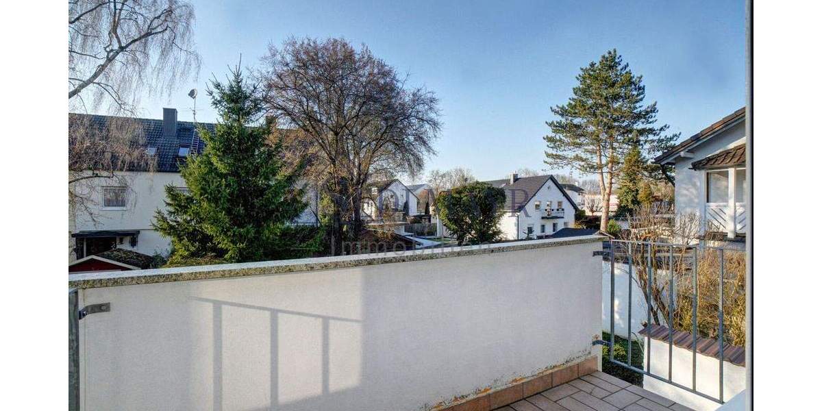 Reihenendhaus Gröbenzell - 3 Zimmer, 121 m&sup2;, 699.000&euro; | Angebot:25898247