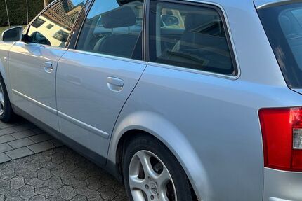 Audi A4 228.000 km 3.000 &euro; München 81245
