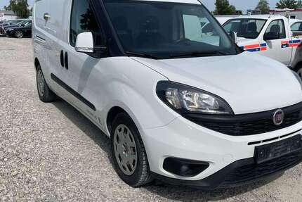 Fiat Doblo 127.000 km 8.800 &euro; München 81829