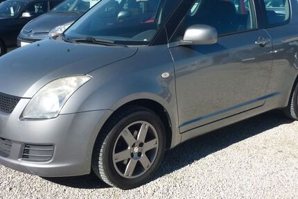Suzuki Swift 164.000 km 1.650 € München 81829