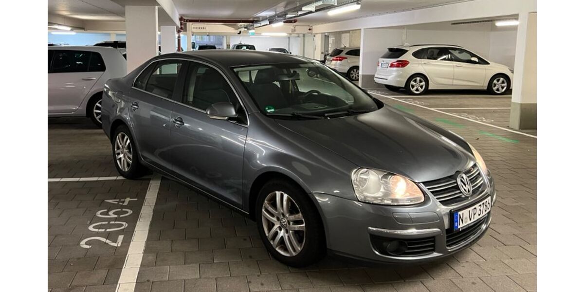 VW Jetta 341.907 km 2.700 &euro; München 81539