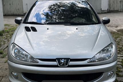 Peugeot 206 186.000 km 1.200 &euro; München 81371