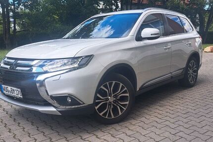 Mitsubishi Outlander 149.000 km 14.500 &euro; München 80689