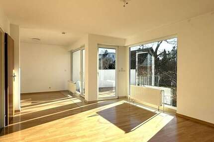 Haus zum Kaufen in München 1.030.000 € 139.1 m² 5 zimmer