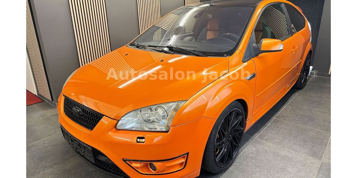 Ford Focus 171.570 km 4.490 &euro; München 81249