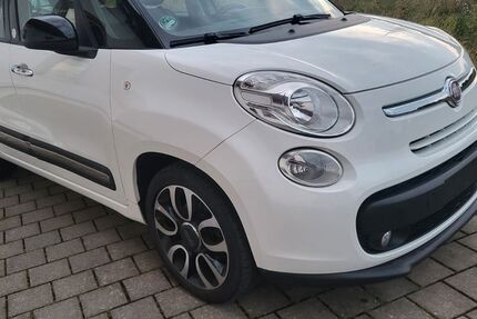 Fiat 500L 157.000 km 3.900 &euro; München 81243