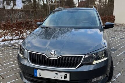 Skoda Fabia 72.300 km 9.699 &euro; Neufahrn 85375