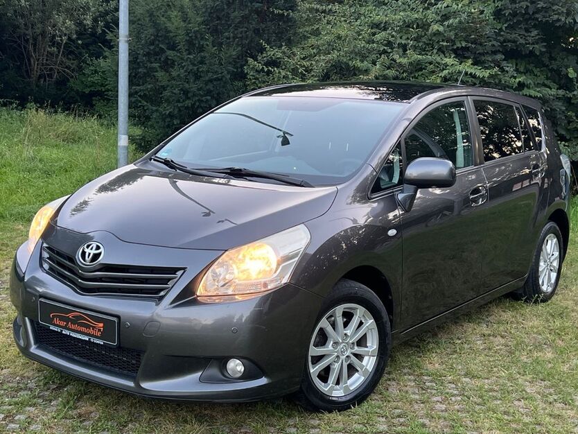 Toyota Verso 250.000 km 4.990 € München 81243