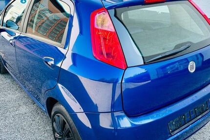 Fiat Grande Punto 229.700 km 2.490 &euro; Maisach 82216