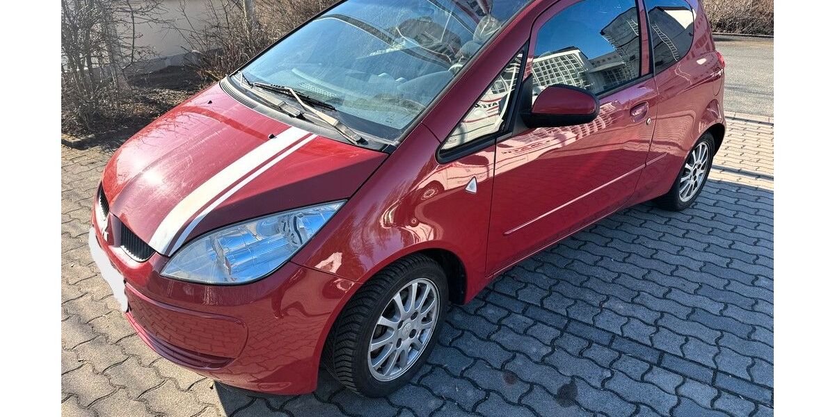 Mitsubishi Colt 165.000 km 2.300 &euro; München 81547