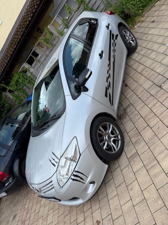 Auris