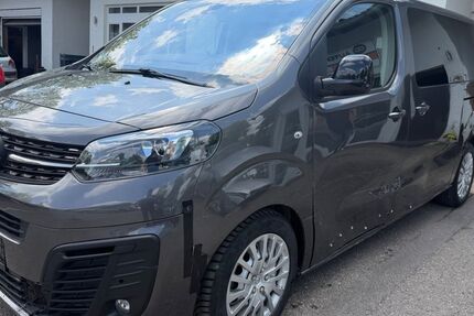 Opel Zafira Life 50.000 km 22.900 &euro; München 81243