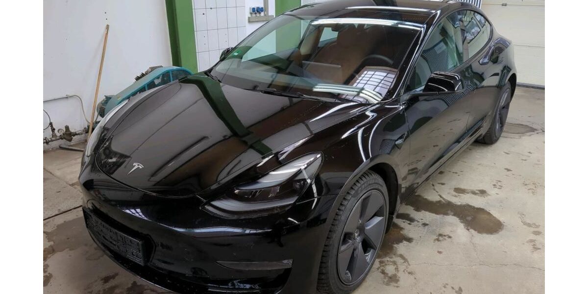 Tesla Model 3 34.631 km 31.900 &euro; München 80997