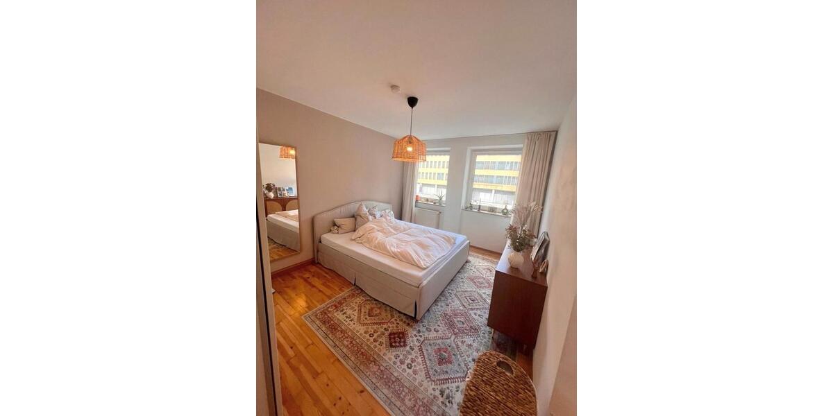 Etagenwohnung München Schwanthalerhöhe - 1 Zimmer, 15 m&sup2;, 45&euro; | Angebot:26250526