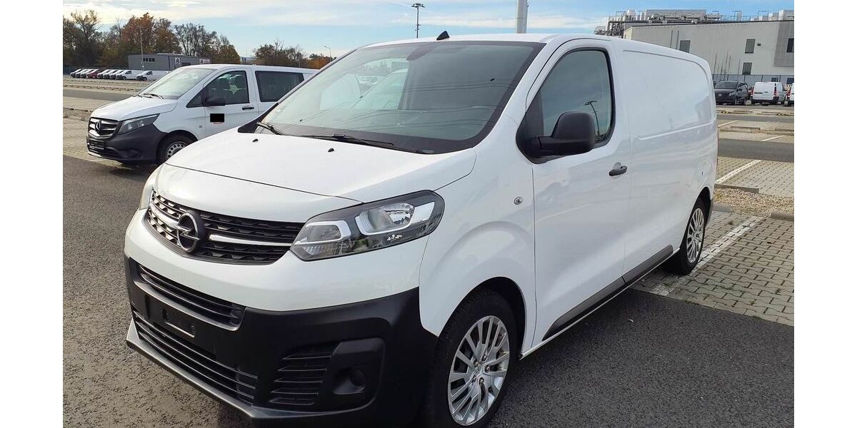 Opel Vivaro 62.000 km 16.900 &euro; München 81243