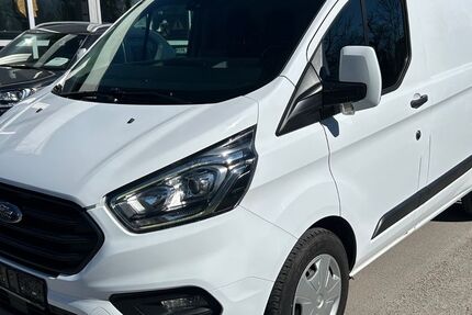 Ford Transit Custom 172.016 km 12.990 &euro; München 81825