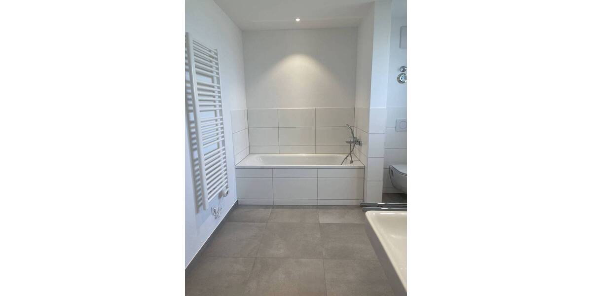 Etagenwohnung Dachau - 3 Zimmer, 94 m&sup2;, 2.125&euro; | Angebot:26488836