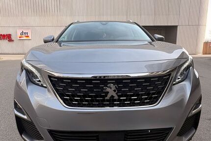 Peugeot 3008 110.000 km 15.900 &euro; München 81673