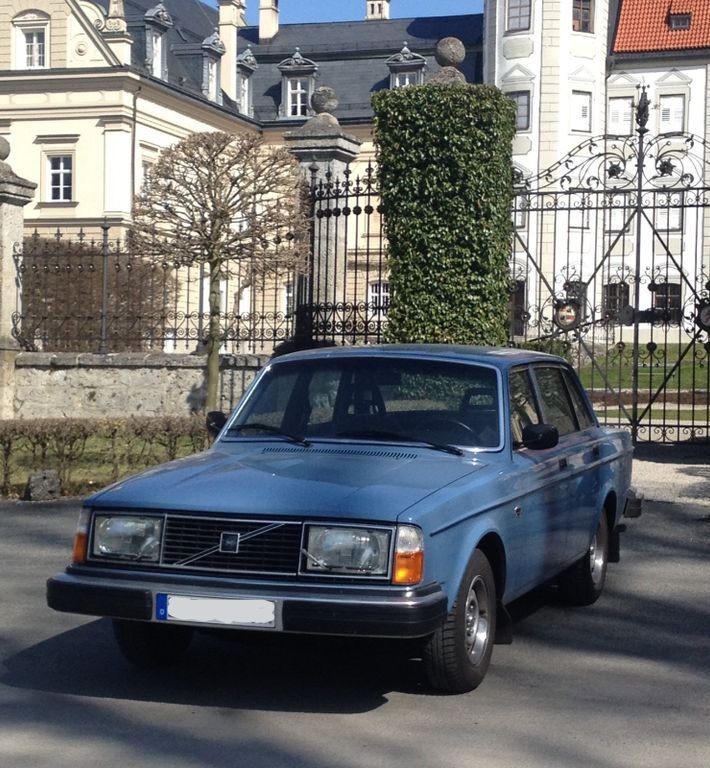 Volvo 240 116.000 km 14.950 € Ebersberg 85560