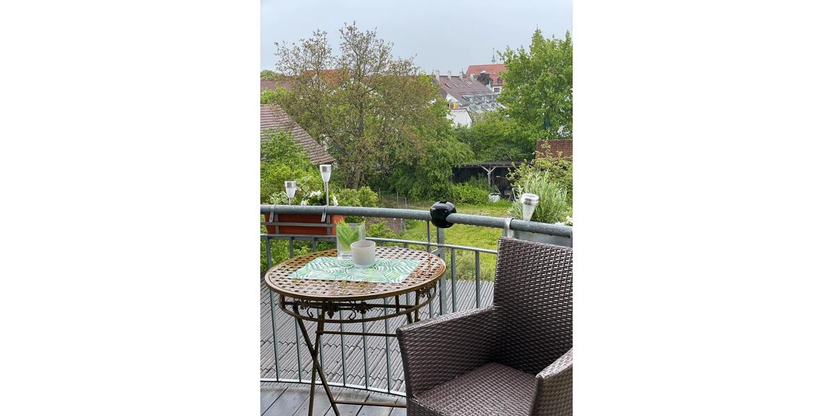 Dachgeschoßwohnung Neufahrn bei Freising Mintraching-Grüneck - 3.5 Zimmer, 94 m&sup2;, 2.350&euro; | Angebot:25841392