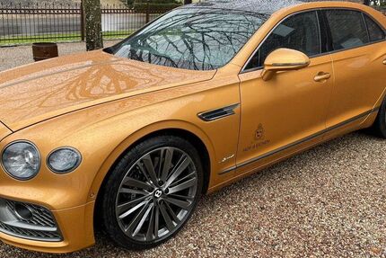 Bentley Flying Spur 15.900 km 234.900 &euro; München 81737