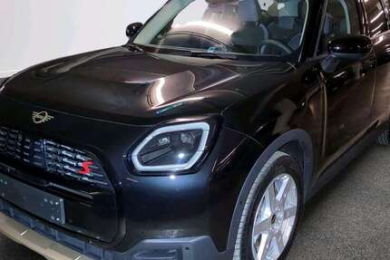 Mini Countryman S All4 2.008 km 39.990 &euro; München 80788