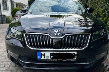 Skoda Superb 82.452 km 16.250 &euro; Planegg 82152