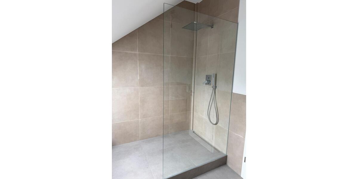 Dachgeschoßwohnung München Allach-Untermenzing - 3 Zimmer, 90 m&sup2;, 1.900&euro; | Angebot:26060902