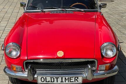 MG B 75.000 km 10.800 &euro; Straßlach-Holzhausen(Termin nur nach telef. Vereinbarung) 82064