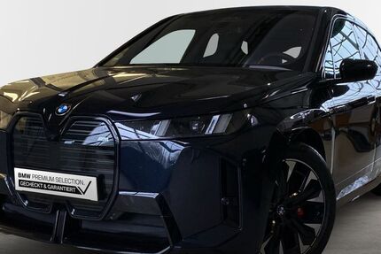 BMW iX 30.606 km 89.990 &euro; Germering 82110