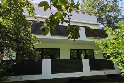 Toplage, stark renovierungsbedürftig, Preis Verhandlungsbasis, Besichtigung n. Vereinbg. 4 zimmer