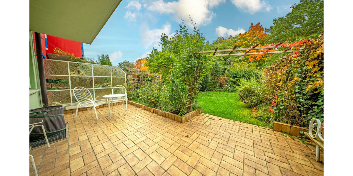 • REIHENHAUS MIT GESTALTUNGSPOTENZIAL • 5 zimmer