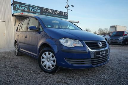 VW Touran 281.332 km 3.790 &euro; München 81829