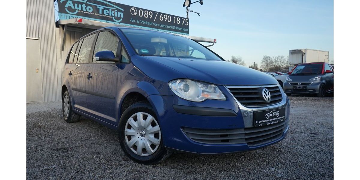 VW Touran 281.332 km 3.790 &euro; München 81829