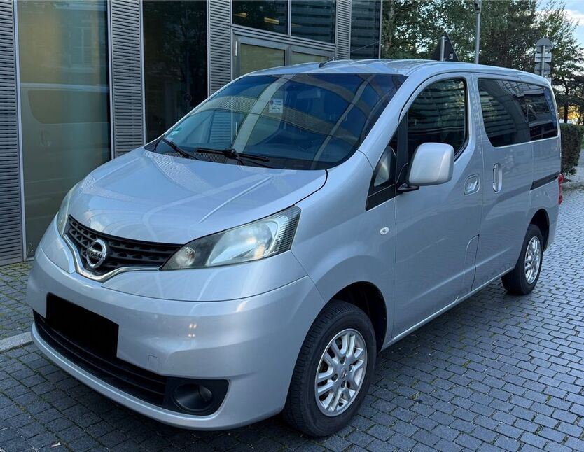 NV200